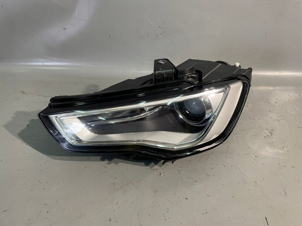 Frontscheinwerfer Audi A3 8V0941005 Xenon Links Scheinwerfer Headlight SCH9946013606rh