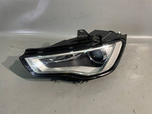 Laden Sie das Bild in den Galerie-Viewer, Frontscheinwerfer Audi A3 8V0941005 Xenon Links Scheinwerfer Headlight SCH9946013606rh