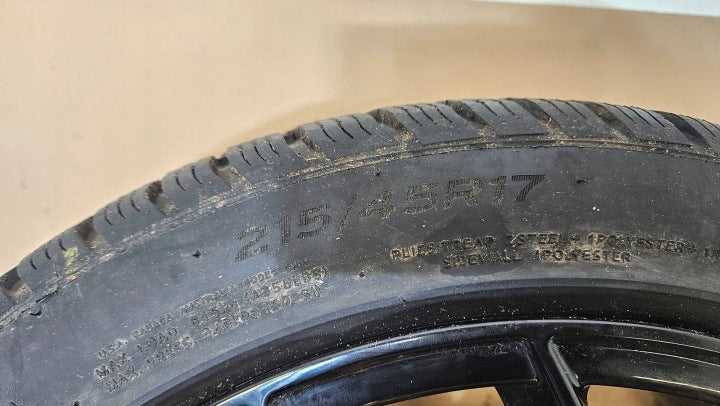 1x Alufelge 17 Zoll 82A071497A Audi A1 Rim Wheel FEL9467601832jo