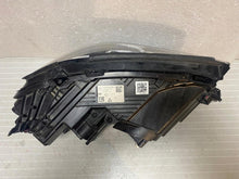 Laden Sie das Bild in den Galerie-Viewer, Frontscheinwerfer Mercedes-Benz W213 A2139067509 LED FALSE Headlight SCH9100813695bo
