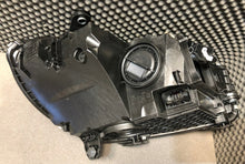 Laden Sie das Bild in den Galerie-Viewer, Frontscheinwerfer Mercedes-Benz A2069060703 Links Scheinwerfer Headlight