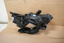 Load image into Gallery viewer, Frontscheinwerfer Renault Clio V 260607647 LED Links Scheinwerfer Headlight SCH2362585110ds