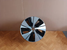 Laden Sie das Bild in den Galerie-Viewer, 1x Alufelge 18 Zoll 7.5" 5x108 50 5ET 31680403 Volvo Rim Wheel FEL2546070042nf