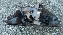 Laden Sie das Bild in den Galerie-Viewer, Frontscheinwerfer BMW X3 8087164-07 Rechts Scheinwerfer Headlight SCH8391245965nf