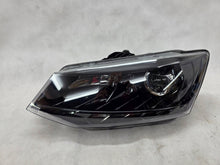 Laden Sie das Bild in den Galerie-Viewer, Frontscheinwerfer Skoda Fabia III 6V1941015B Links Scheinwerfer Headlight SCH9637048114ec
