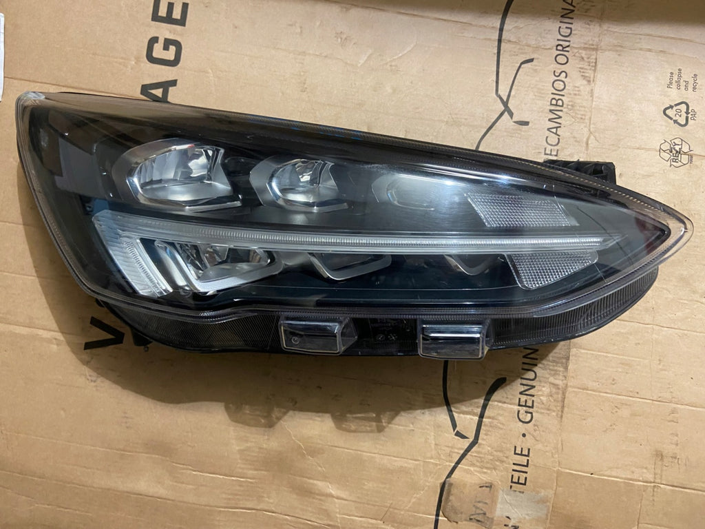 Frontscheinwerfer Ford Focus MX7B-13E014-ED Rechts Scheinwerfer Headlight SCH2928800599dv