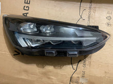 Laden Sie das Bild in den Galerie-Viewer, Frontscheinwerfer Ford Focus MX7B-13E014-ED Rechts Scheinwerfer Headlight SCH2928800599dv