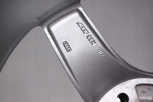 Laden Sie das Bild in den Galerie-Viewer, 4x Alufelge 18 Zoll 8.0&quot; 5x112 47ET Glanz Silber 8K0601025D Audi A6 A4 Rim Wheel
