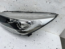 Laden Sie das Bild in den Galerie-Viewer, Frontscheinwerfer Ford Kuga Links Scheinwerfer Headlight SCH4226751449xv