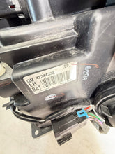 Laden Sie das Bild in den Galerie-Viewer, Frontscheinwerfer Opel Mokka 42344332 Xenon Links Scheinwerfer Headlight SCH3234270464ot