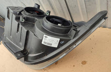 Load image into Gallery viewer, Frontscheinwerfer VW Crafter 1ER01159205 Links Scheinwerfer Headlight SCH4058768034hz