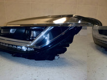 Laden Sie das Bild in den Galerie-Viewer, Frontscheinwerfer VW Touran 5TB941081A LED Links Scheinwerfer Headlight