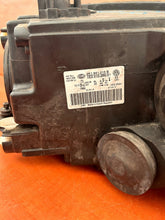 Laden Sie das Bild in den Galerie-Viewer, Frontscheinwerfer VW Caddy 2K1941015B Links Scheinwerfer Headlight SCH8027375082iz