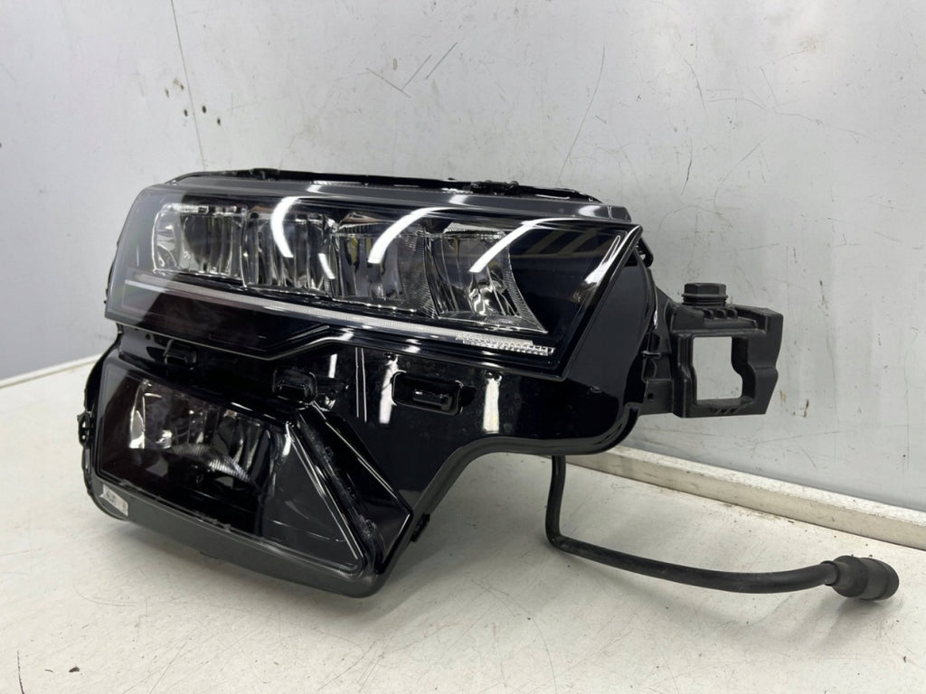 Frontscheinwerfer Skoda Karoq 57B941010 R2359357B941010 LED Rechts Headlight SCH7432191584ve
