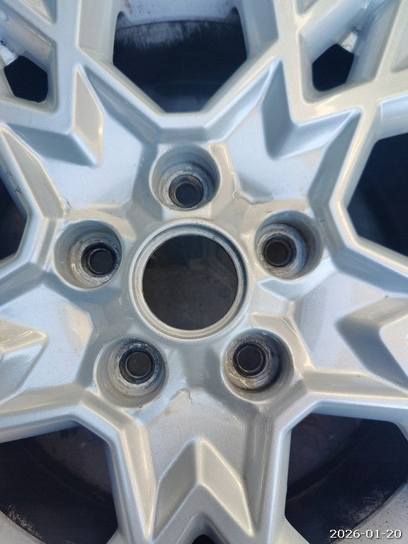 1x Alufelge 16 Zoll 6.5" 5x114.3 50ET Glanz Silber 52910-J7AA0 Kia I Rim Wheel FEL2218972318wy