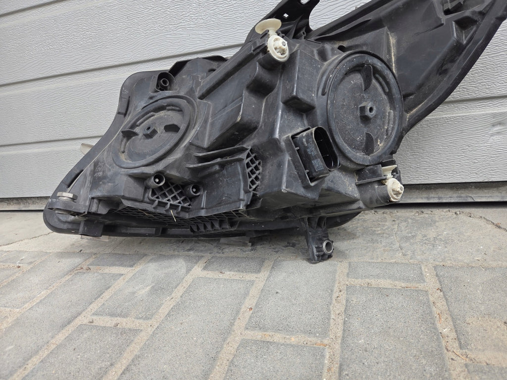 Frontscheinwerfer Mercedes-Benz Vito W447 A4479067800 Rechts Headlight SCH3249302889cb