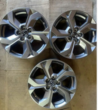 Load image into Gallery viewer, 1x Alufelge 18 Zoll 7.0" 5x114.3 45ET Glanz Graphit 9965777080 Mazda Mx30 Cx30 FEL3208888849sc
