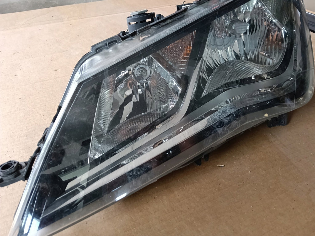 Frontscheinwerfer Seat Leon 5F1941005B Links Scheinwerfer Headlight SCH7919579082zt