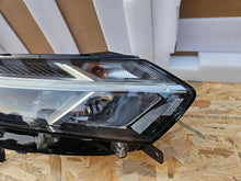 Laden Sie das Bild in den Galerie-Viewer, Frontscheinwerfer Dacia Sandero III Jogger 260102586 LED Rechts Headlight