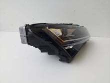 Laden Sie das Bild in den Galerie-Viewer, Frontscheinwerfer Skoda Superb III 3V1941016D Rechts Scheinwerfer Headlight