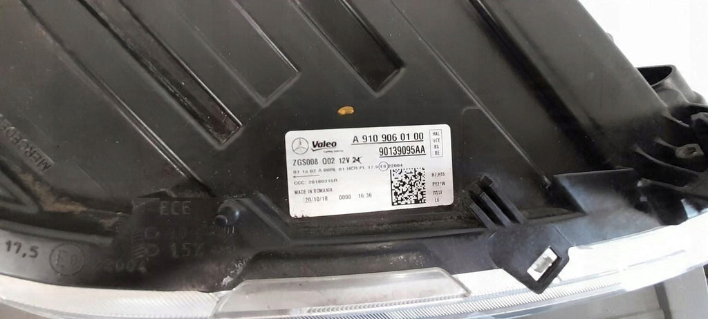 Frontscheinwerfer Mercedes-Benz Sprinter RKC12090 Vorderseite Headlight