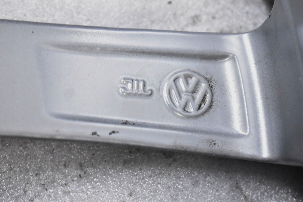 1x Alufelge 18 Zoll 7.5" 5x112 51ET Glanz Grau 5G0601025AF VW Golf Rim Wheel FEL9975705217dt