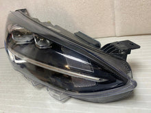 Laden Sie das Bild in den Galerie-Viewer, Frontscheinwerfer Ford Focus JX7B-13E014-CE Full LED Rechts Headlight SCH6019345008az