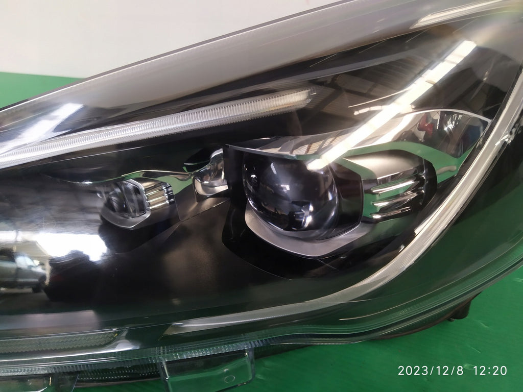 Frontscheinwerfer Ford Focus FULL LED Links Scheinwerfer Headlight