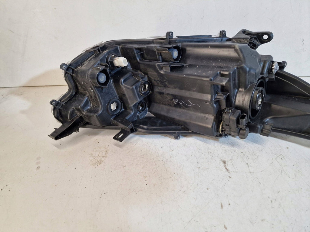 Frontscheinwerfer Toyota Yaris EUK0-6 Links Scheinwerfer Headlight SCH4958300292gf