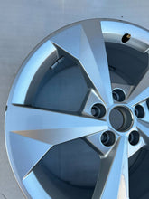 Laden Sie das Bild in den Galerie-Viewer, 1x Alufelge 18 Zoll 8.0" 5x112 8Y0601025J Audi A3 Rim Wheel FEL7217412440dz