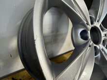 Laden Sie das Bild in den Galerie-Viewer, 1x Alufelge 18 Zoll 8.5" 5x120 6783635 BMW 3 E91 E90 E92 Rim Wheel FEL7627352467bx