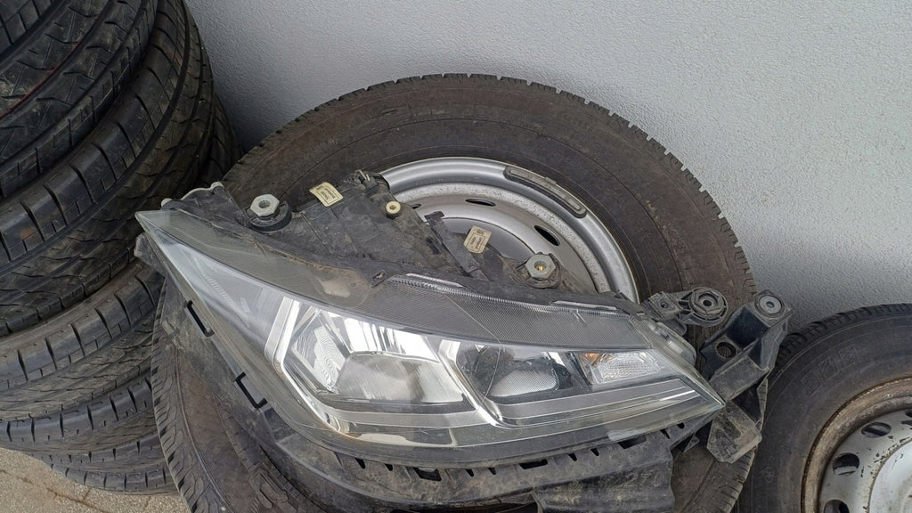 Frontscheinwerfer Seat Ibiza I V Rechts Scheinwerfer Headlight SCH7862796917nc