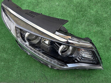 Laden Sie das Bild in den Galerie-Viewer, Frontscheinwerfer Kia Optima 92102D4070 Bi-Xenon Rechts Scheinwerfer Headlight SCH3460049379qo