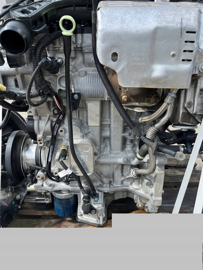 Motor Peugeot 208 II HN05 10TMAA 1.2 THP Benzin Engine Komplett