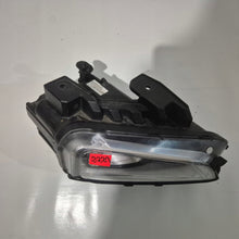 Laden Sie das Bild in den Galerie-Viewer, Frontscheinwerfer Hyundai Kona J9921-21120 Full LED Rechts Headlight SCH6326233241qh