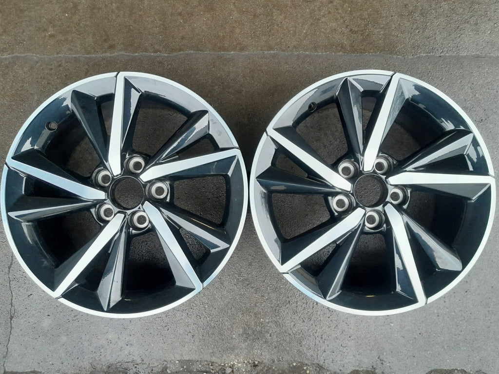 1x Alufelge 17 Zoll 7.0" 5x114.3 50ET Glanz Schwarz PW457-02001 Toyota Auris FEL8529905221ze