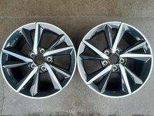 Load image into Gallery viewer, 1x Alufelge 17 Zoll 7.0" 5x114.3 50ET Glanz Schwarz PW457-02001 Toyota Auris FEL8529905221ze