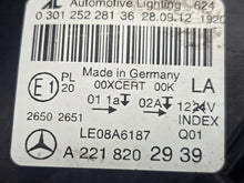 Laden Sie das Bild in den Galerie-Viewer, Frontscheinwerfer Mercedes-Benz W221 A2218202939 Links Scheinwerfer Headlight SCH2789995271gz