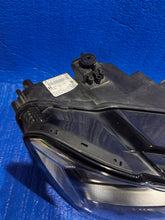 Laden Sie das Bild in den Galerie-Viewer, Frontscheinwerfer VW Tiguan 5NB941036D Rechts Scheinwerfer Headlight SCH6630741664ea
