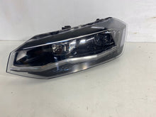 Laden Sie das Bild in den Galerie-Viewer, Frontscheinwerfer VW Polo 2G1941035F Full LED Links Scheinwerfer Headlight SCH4616662990sy