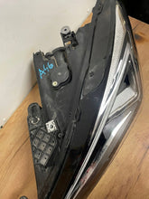 Laden Sie das Bild in den Galerie-Viewer, Frontscheinwerfer Seat Leon 5FB941007F Full LED Links Scheinwerfer Headlight