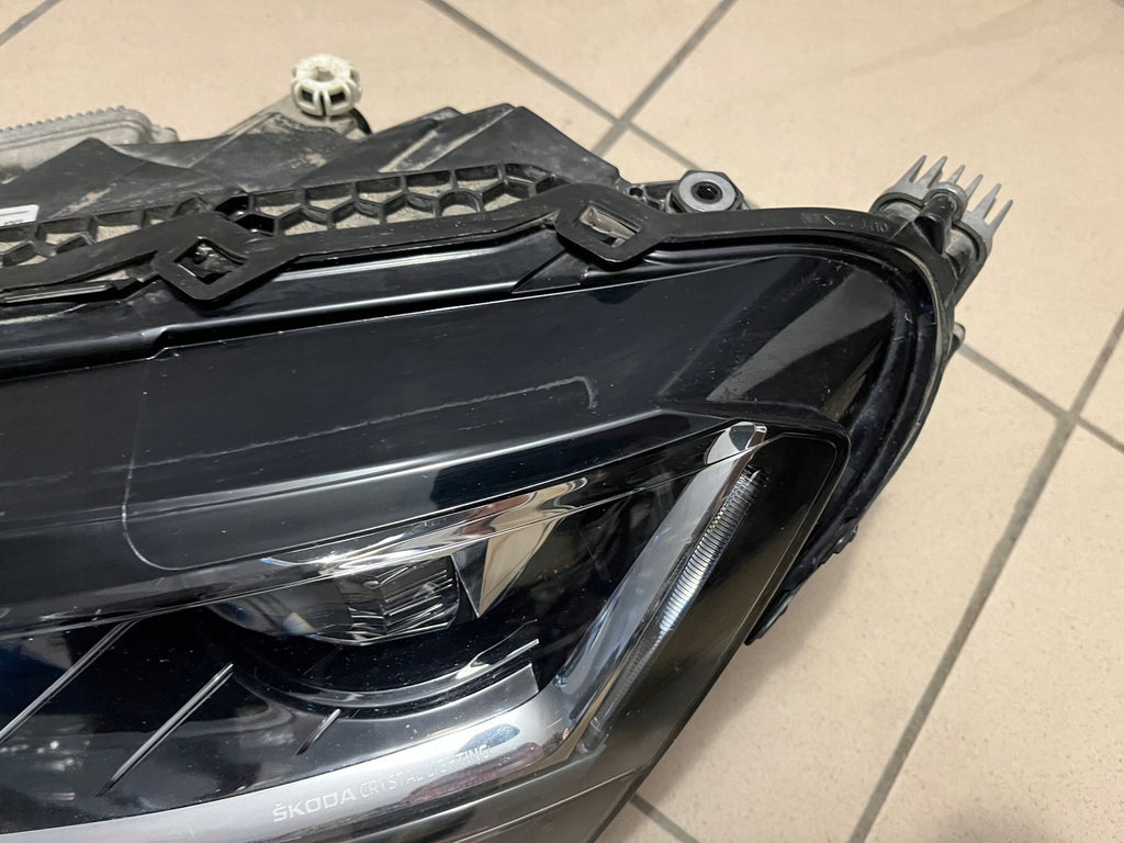 Frontscheinwerfer Skoda Superb III 3V1941015D LED Links Scheinwerfer Headlight