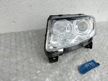 Laden Sie das Bild in den Galerie-Viewer, Frontscheinwerfer Jeep Cherokee Wk2 Compass 05182553AE Links Headlight