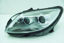 Laden Sie das Bild in den Galerie-Viewer, Frontscheinwerfer Mercedes-Benz A2168202961 1307022626 Links Headlight SCH4690872785qz