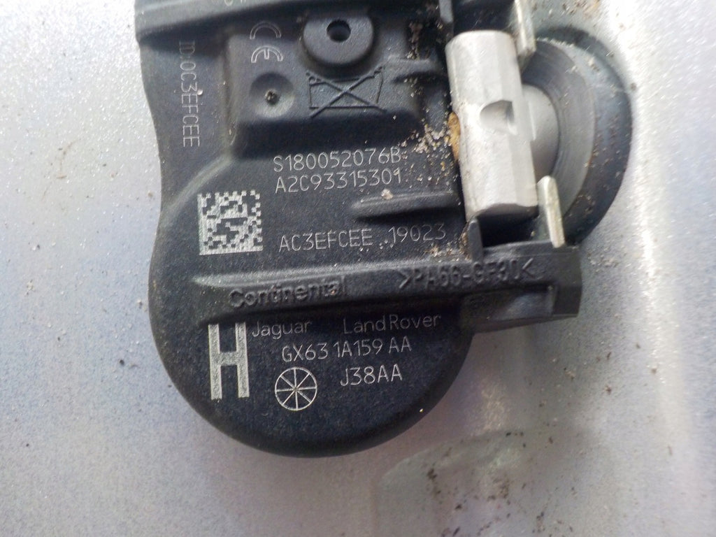 1x Alufelge 20 Zoll 8.5" 5x120 45ET J8A2-1007-DA Land Rover Range Velar FEL5740717193ne