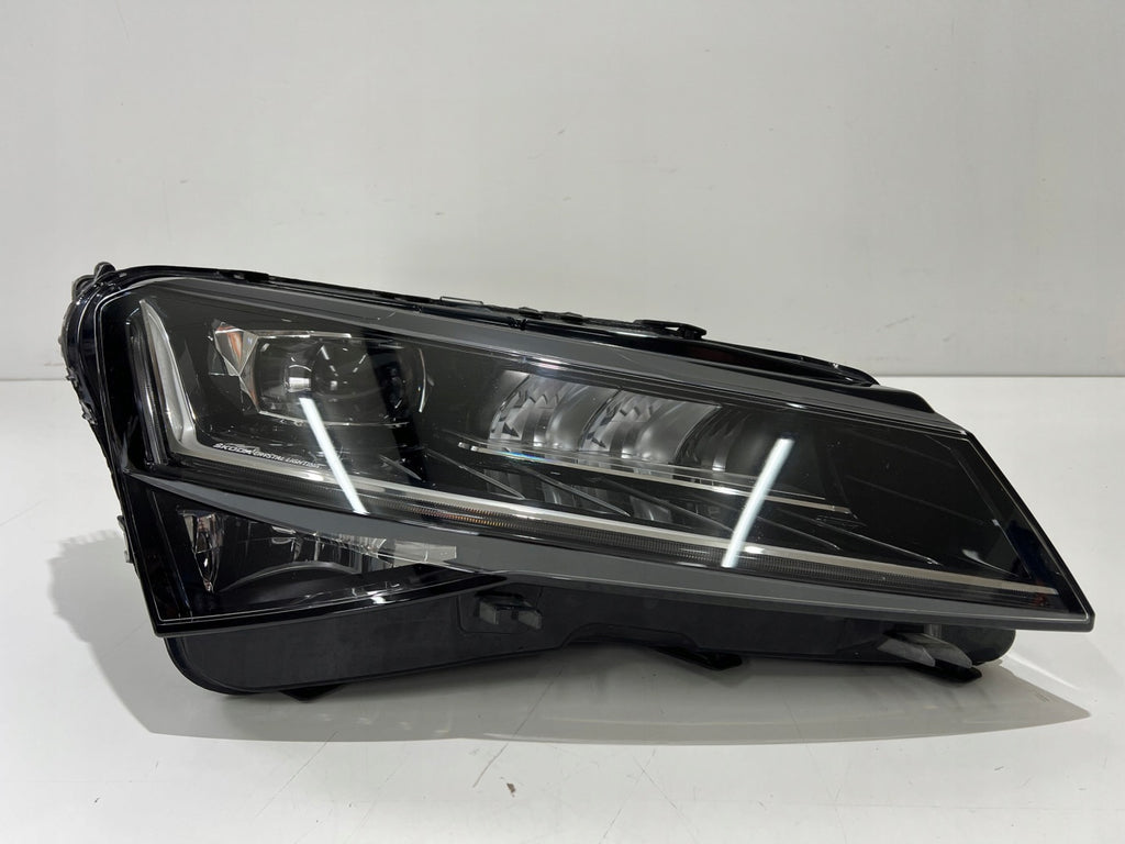 Frontscheinwerfer Skoda Superb III 3V1941016 Rechts Scheinwerfer Headlight SCH5811016298pk