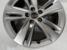 Laden Sie das Bild in den Galerie-Viewer, 1x Alufelge 17 Zoll 7.0&quot; 5x108 42ET 7X17ET42 Opel Grandland X Rim Wheel