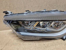 Load image into Gallery viewer, Frontscheinwerfer Toyota Yaris LED Ein Stück (Rechts oder Links) Headlight