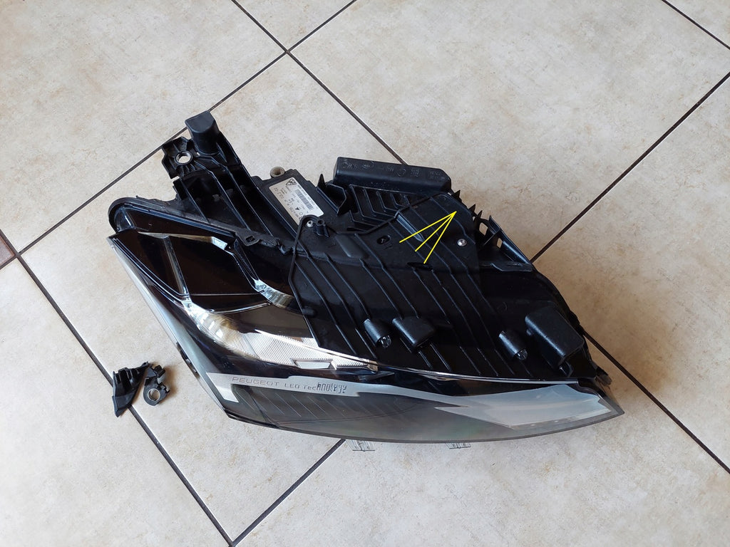 Frontscheinwerfer Peugeot 308 III 9851673580 Full LED Rechts Headlight SCH9367932739jr