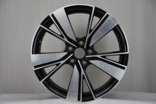 Load image into Gallery viewer, 1x Alufelge 18 Zoll 7.5" 5x112 51ET Glanz 5H0601025J VW Golf Viii Rim Wheel FEL8413047913gp